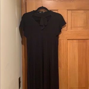 Black Sleek Dress with Tie accent